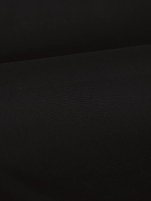 Tissu gabardine Noir Charbon enroulé – coton 250 g/m²